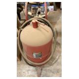 Central Pneumatic 110lb Abrasive Blaster