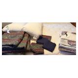 Fashion Print Blanket, 2 Pillows,