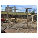 Pipe and horseshoe sign frame