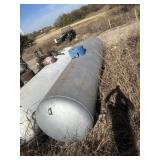1000 gal propane tank (silver tank)