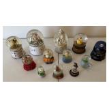 13+/- Snow Globes