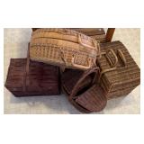4 Covered Baskets