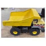Vintage Tonka 354 Dump Truck Toy