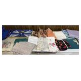 Tablecloths, Placemats, Oven Mitt
