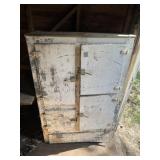 Montgomery ward co - the Windsor ice box