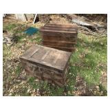 2 vintage chests