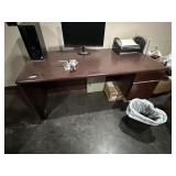 desk (no contents) 5'5' x 2'6' x 2'6'