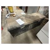 metal tool toolbox 4' X 1'4'