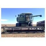 JD 7720 Combine w/222 Header