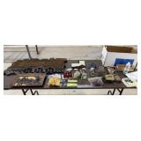 Model Train Accessories/Track Components,
