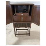 Vintage Electrola Victor Phonograph Tube Radio