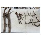 2 Horse Hames, 3 Horse Nippers, 2 Horse Bridals
