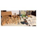 Tea Towels, Wall Clock, Wooden Barn & Accessories,
