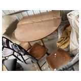 Round Dining Table w/ 2 Leaves, 4 Dining Chairs