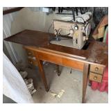 Vintage Singer Sewing Machine & Cabinet