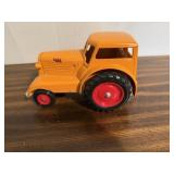 ERTL Minneapolis Moline Comfortractor