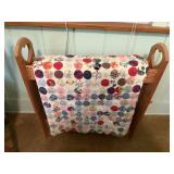 Wooden Quilt Rack & Quilt