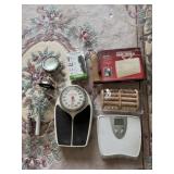 2 +/- Boxes Bathroom Miscellaneous