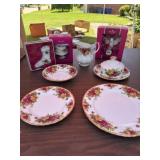 ROYAL Albert Plate Set & Royal Albert Ornaments