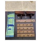 10+/- Shelves & Coat Hangers