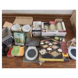 2 +/- Boxes of Candles, Scentsyï¿½s & Candle Warmers