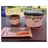 Vintage Rival Crock Pots & Rosette Set & Grill