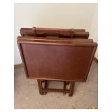 4+\-  Wood TV trays w/ Stand 1 has stain