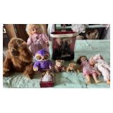 Holiday Barbie, Flossing Sloth, Baby Dolls,