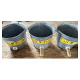 3 Calf-Teria Feeding Pails