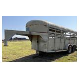 Gooseneck Livestock Trailer