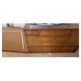 Dresser w/ Mirror Frame (Missing Mirror