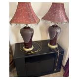 Media Console Stand, 2 Matching Lamps