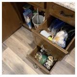 Misc. Bathroom Items & Cleaning Supplies