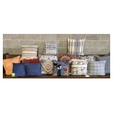14+/- Throw/Decorative Pillows