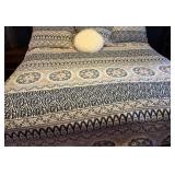 King Size Bedding (Comforter, Sheets, Pillows)