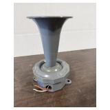 Edwards Adaptahorn Weatherproof Single Projector