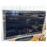 Toshiba Regza 47in Flatscreen TV w/ remote