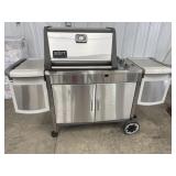 Weber Genesis Platinum Gas Grill w/ new cover