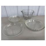 Pyrex pie pans & Anchor Hocking glass mixing/