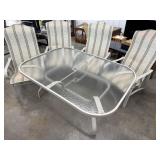 Outdoor Patio Table w/ 4 chairs