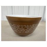 Small Pyrex Mixing Bowl