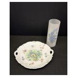 Porcelain Floral serving dish, 8in Globe w/