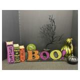 Lighted Crackle Glass Globe, Boo! Sign