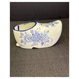 Delft Blue style ceramic Dutch clog shoe, 7 x