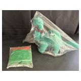 Sinclair blow up Dino & stuffed Dino