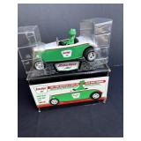 Sinclair die cast locking coin bank, 1 of 5000,