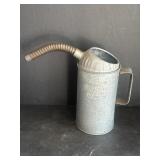 2qt Oil Can w/ Spout