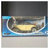 Mira Solido 1934 Ford Roadster Die Cast Model
