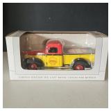 1940 Shell Oil Ford Pickup Truck Die Cast Model
