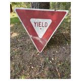 Yield reflective road sign